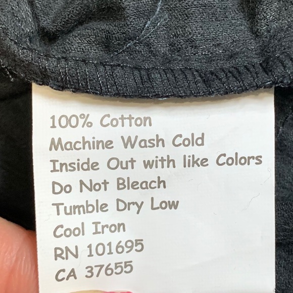 One Kid Smocked Corduroy Skirt Toddler size 2T - Picture 8 of 8